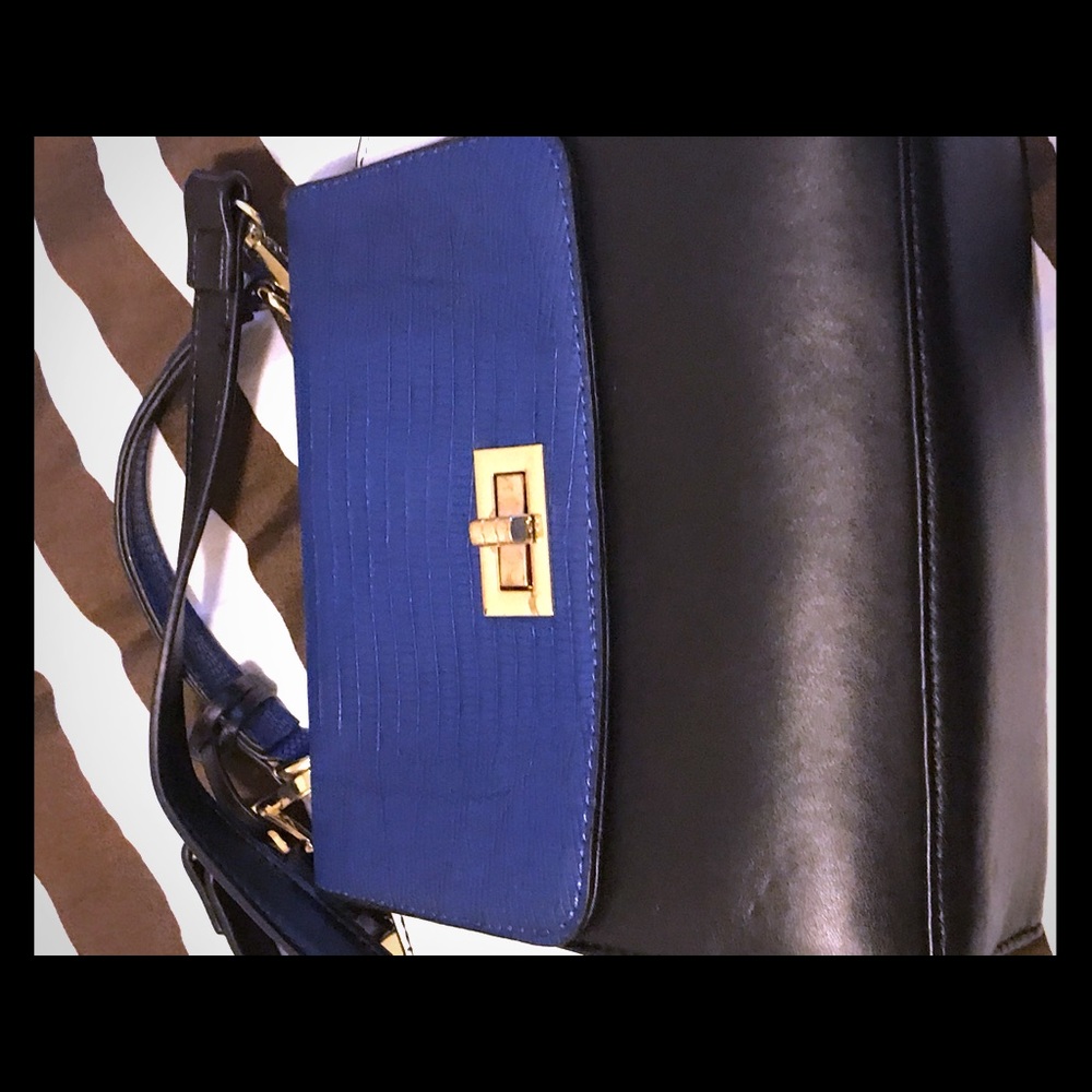 A pre-owned ourse in good condition